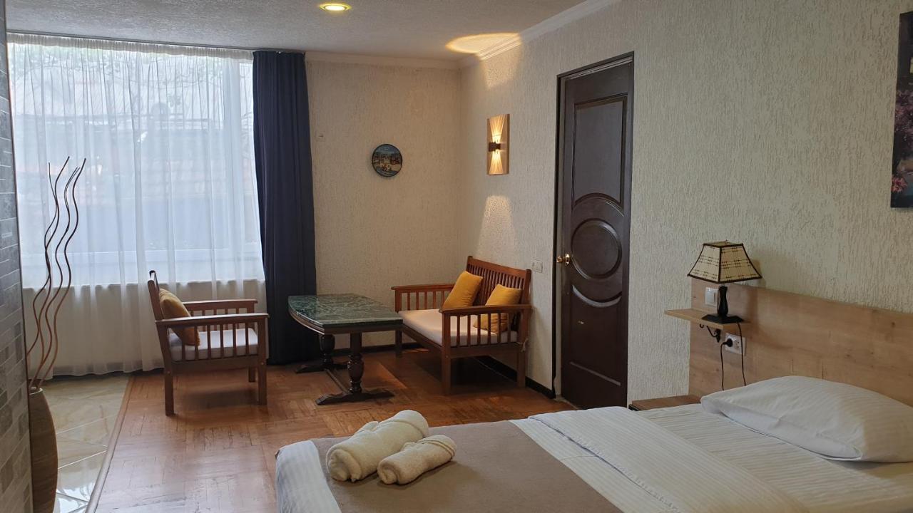 Lea Guest House Tbilisi Exterior foto